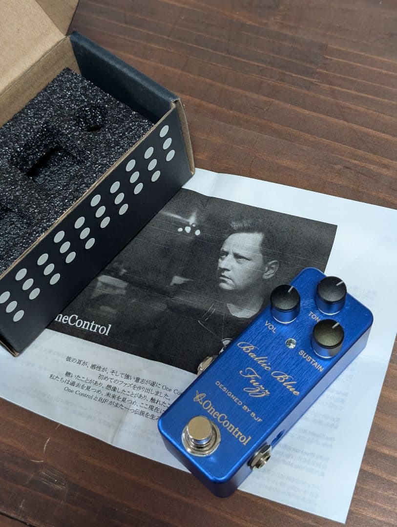 美品 One Control Baltic Blue Fuzz ファズ