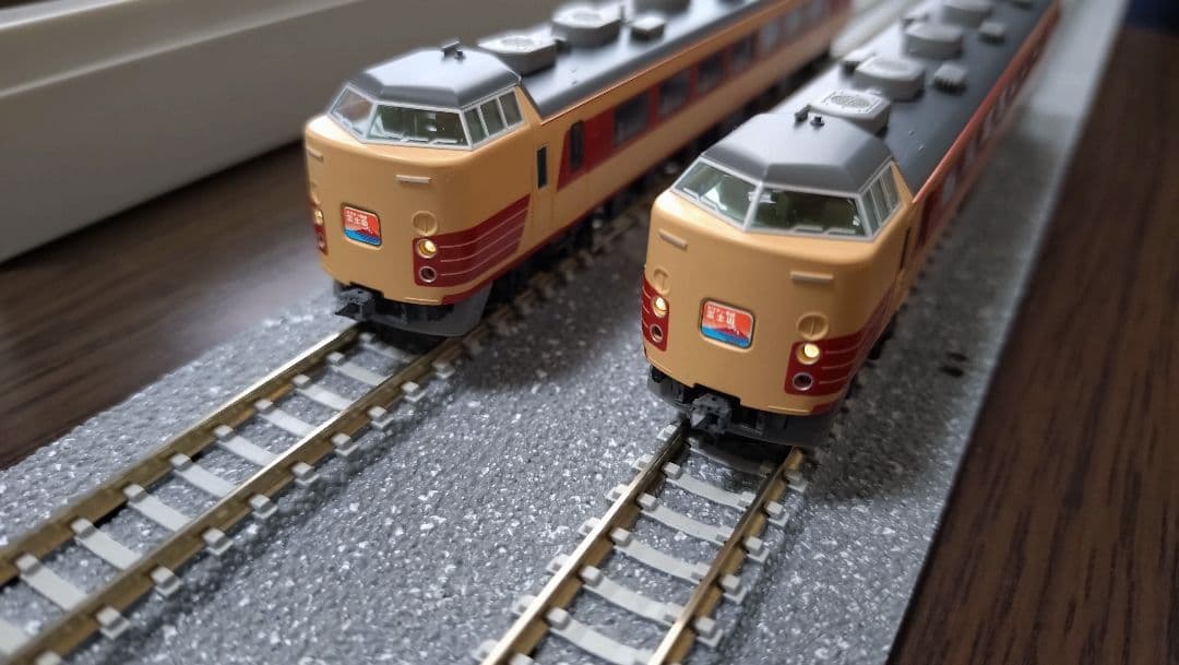 トミックス　JR189系電車(M51編成・復活国鉄色・特急マークなし)セット