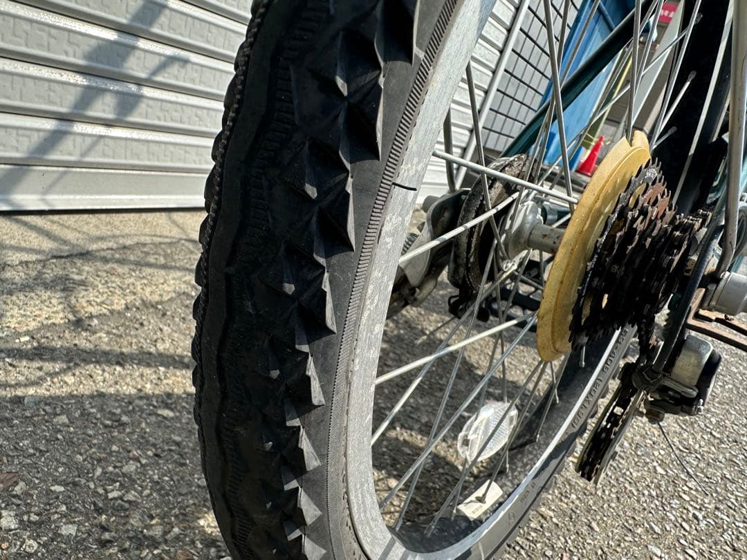 【週末限定1000OFF】ブリヂストン ベガス 20インチ 中古車