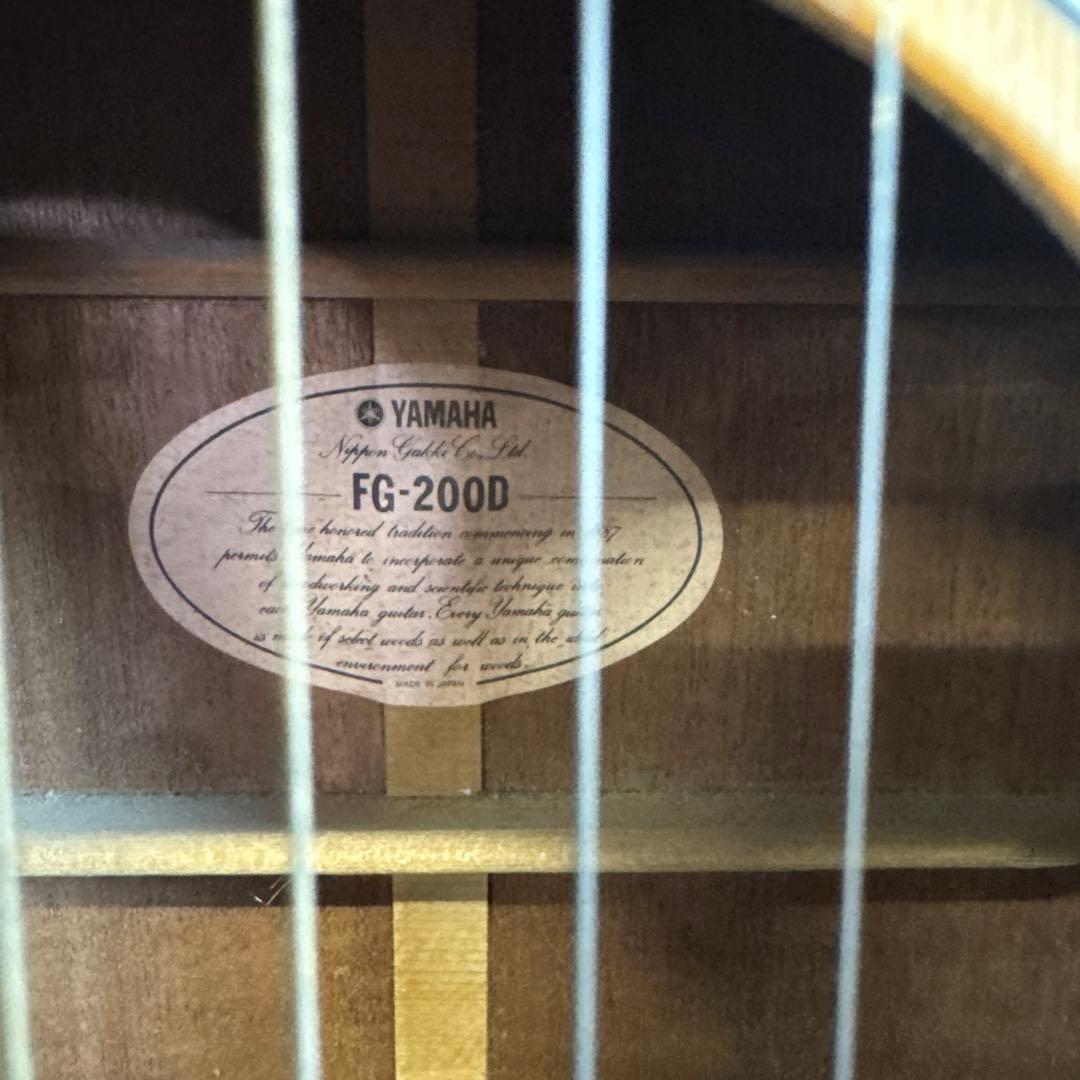 ヤマハ YAMAHA アコースティックギター FG200D