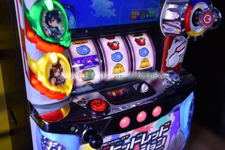 【入手困難】★ビビッドレッド・オペレーションKE★三洋物産★名機★ジャンク★