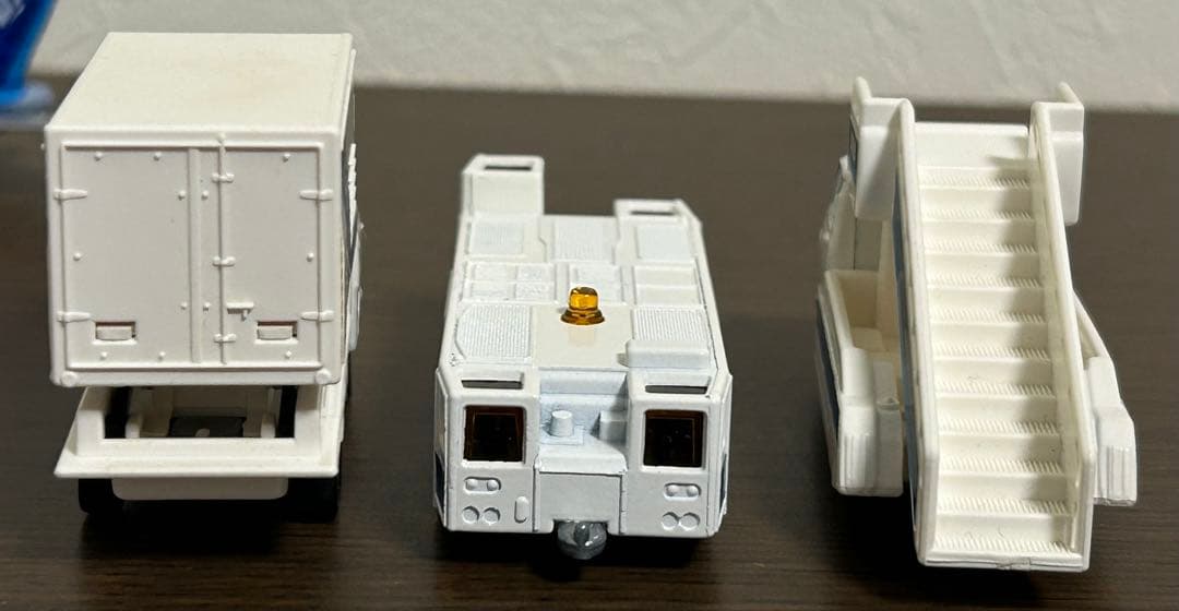 トミカ ANA 新空港セット セドリック空港タクシー