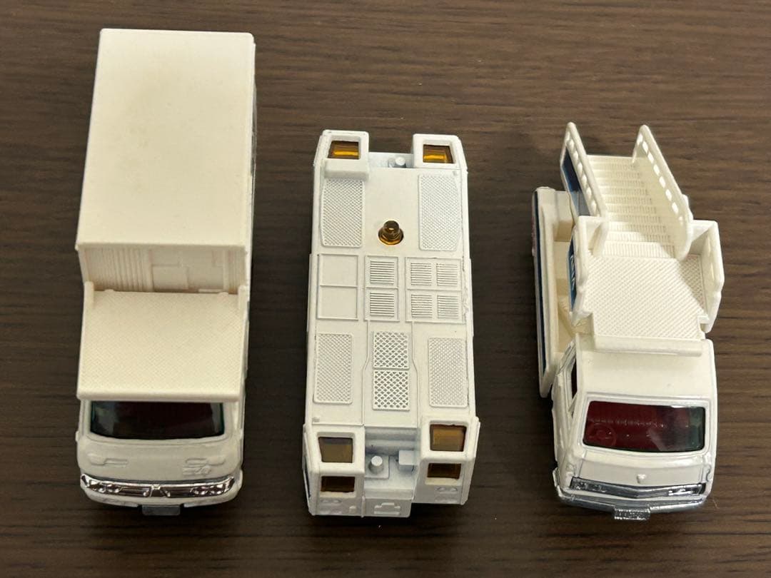 トミカ ANA 新空港セット セドリック空港タクシー