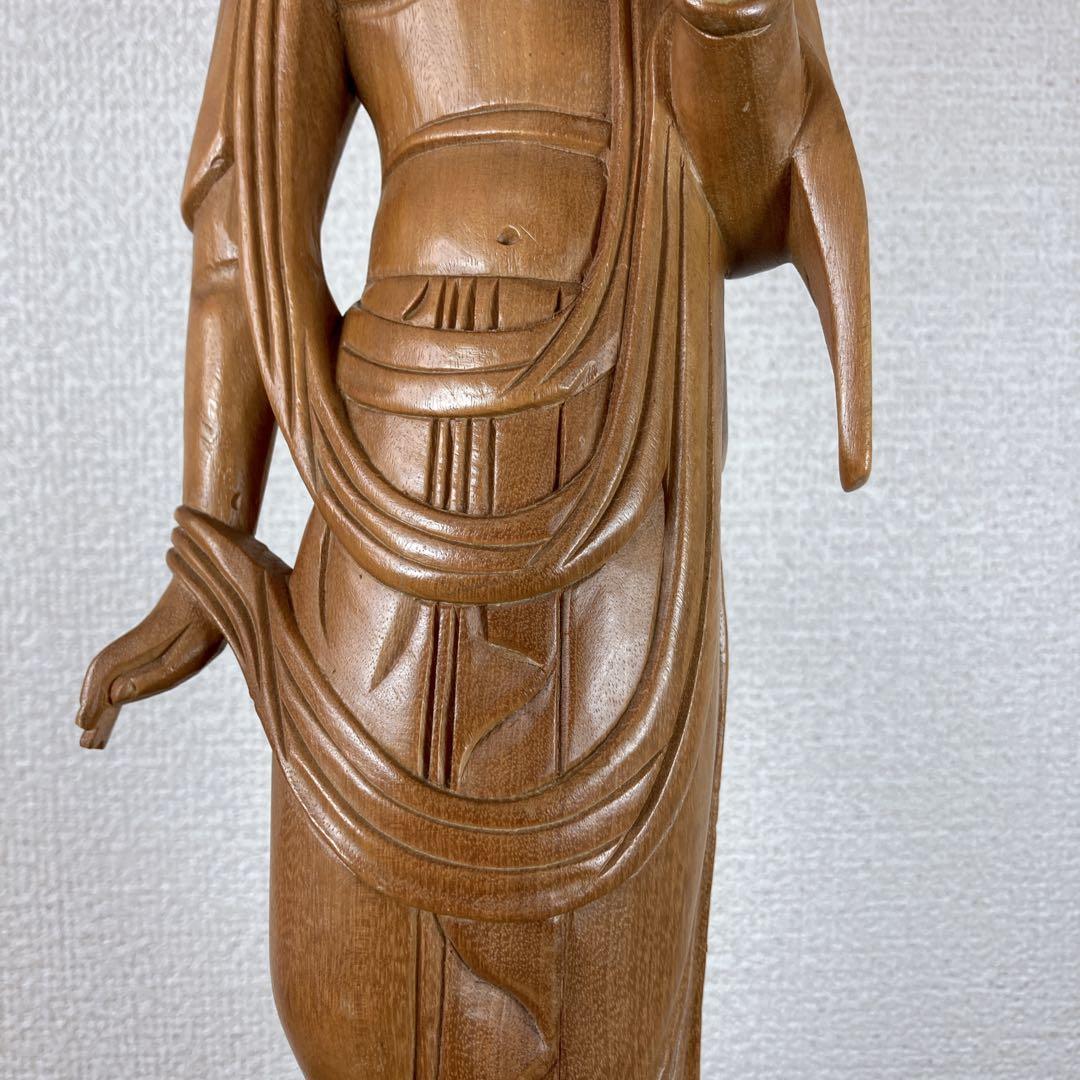 聖観音菩薩立像　一木造　高さ40ｃｍ　菩薩像　木彫り　彫刻　在銘　秀竹刀　柘植