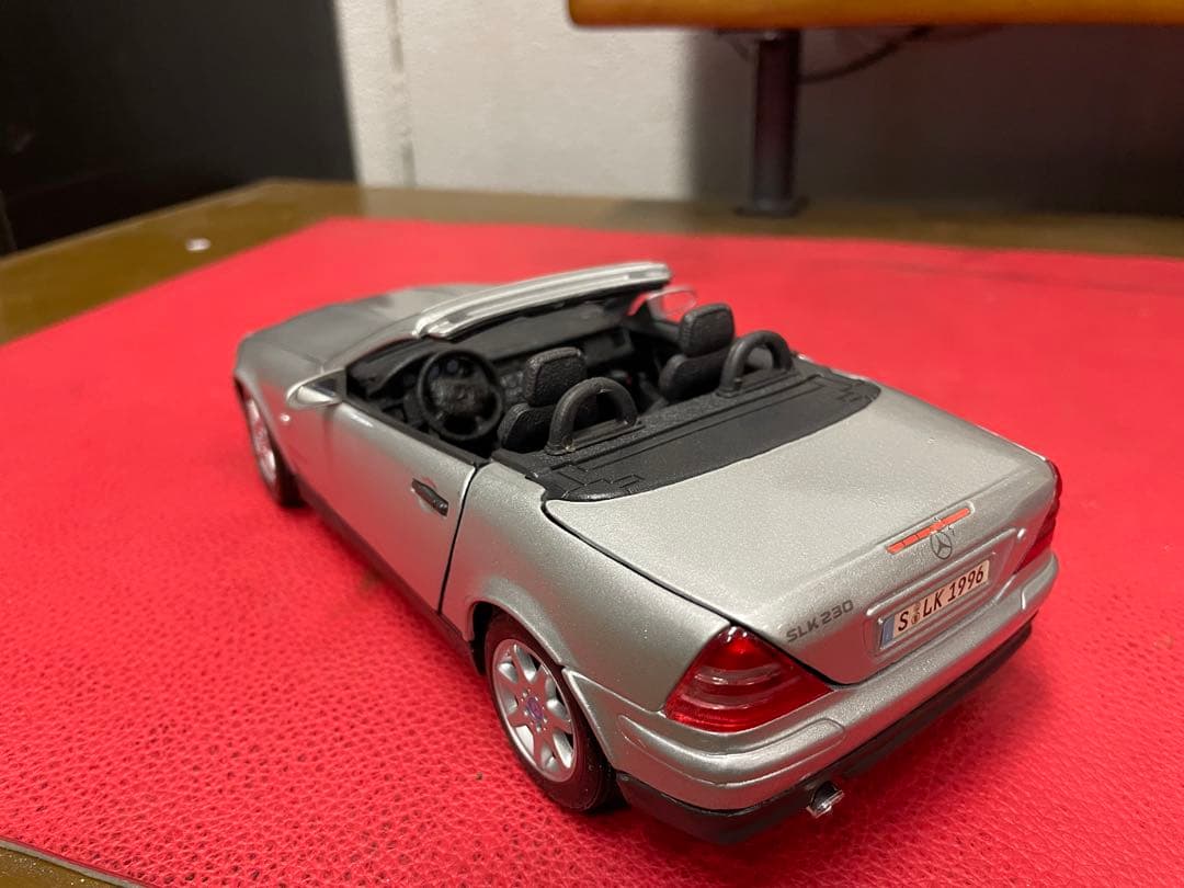 メルセデスベンツ　　SLK230   1996  黒シート