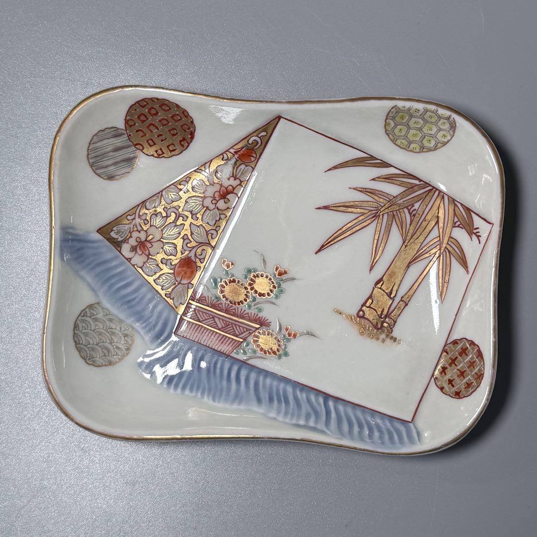 幕末〜明治期　古伊万里　色絵丸文様陽刻四方角皿　五枚　裏赤絵七宝文様　器を楽しむ