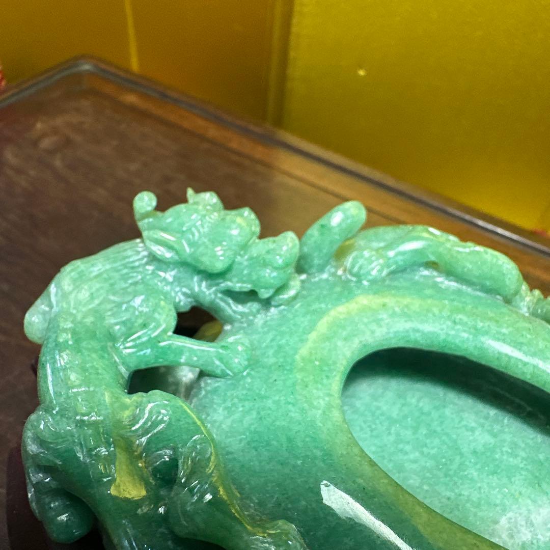 翡翠，置物，文房具，彫刻 ，木製台座付き