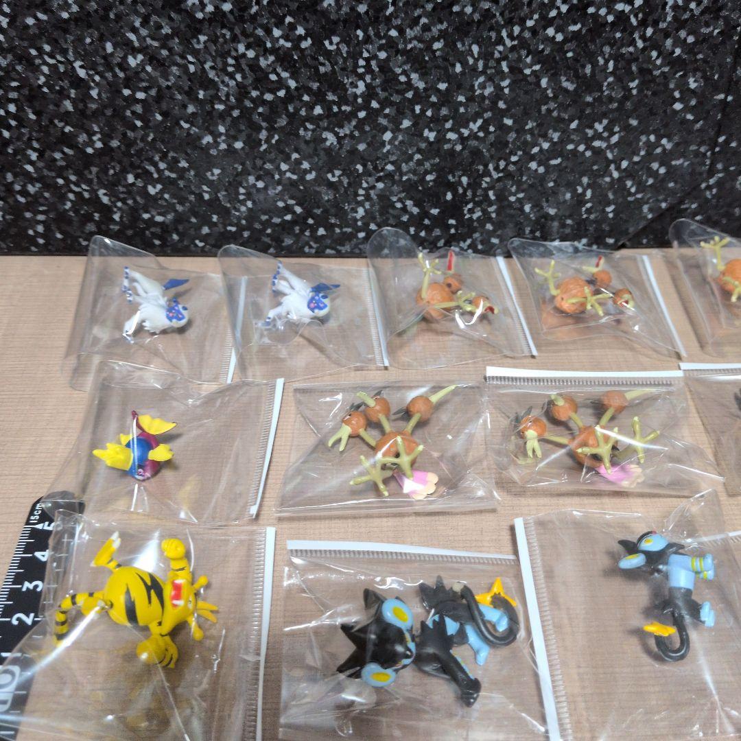 ポケモン　立体ポケモン図鑑　まとめ売り　37体セット