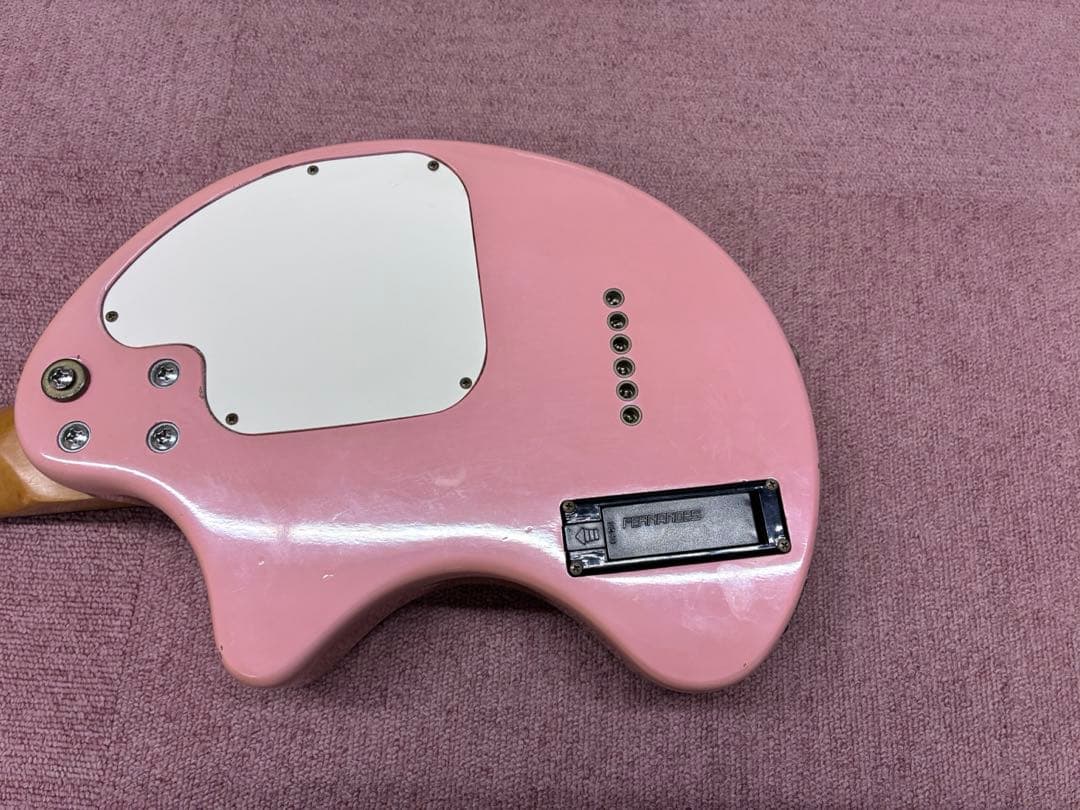 ZO-3エレキギター