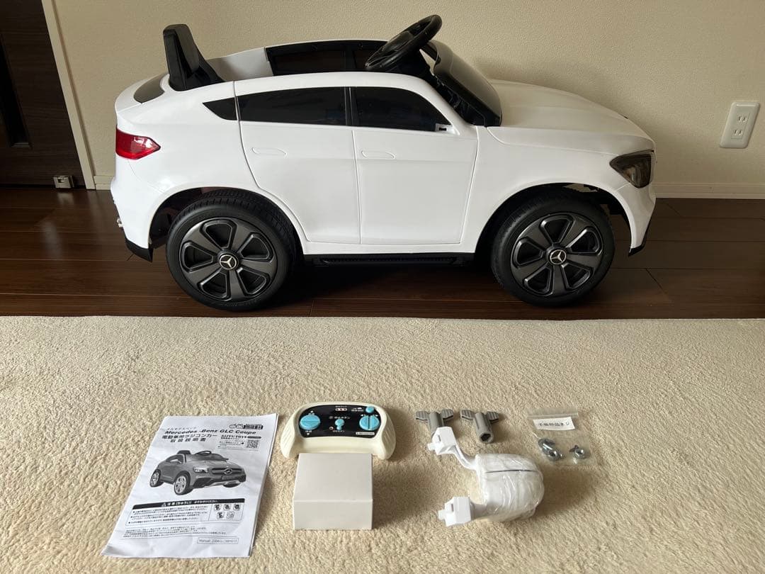 Mercedes-Benz GLC Coupe 白　 電動乗用ラジコンカー