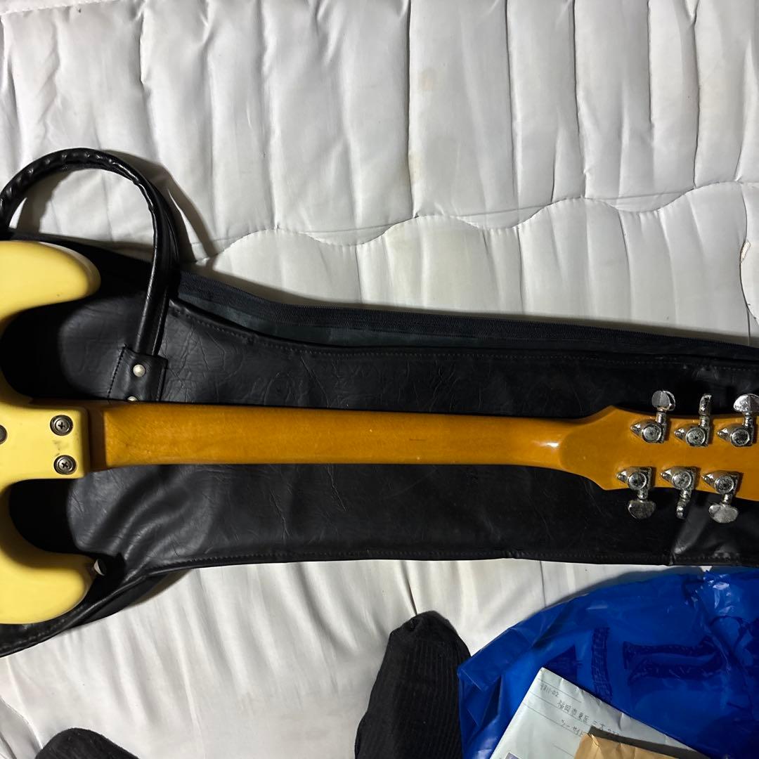 く*ろ様 Johnny Ramone Mosrite エレキギター
