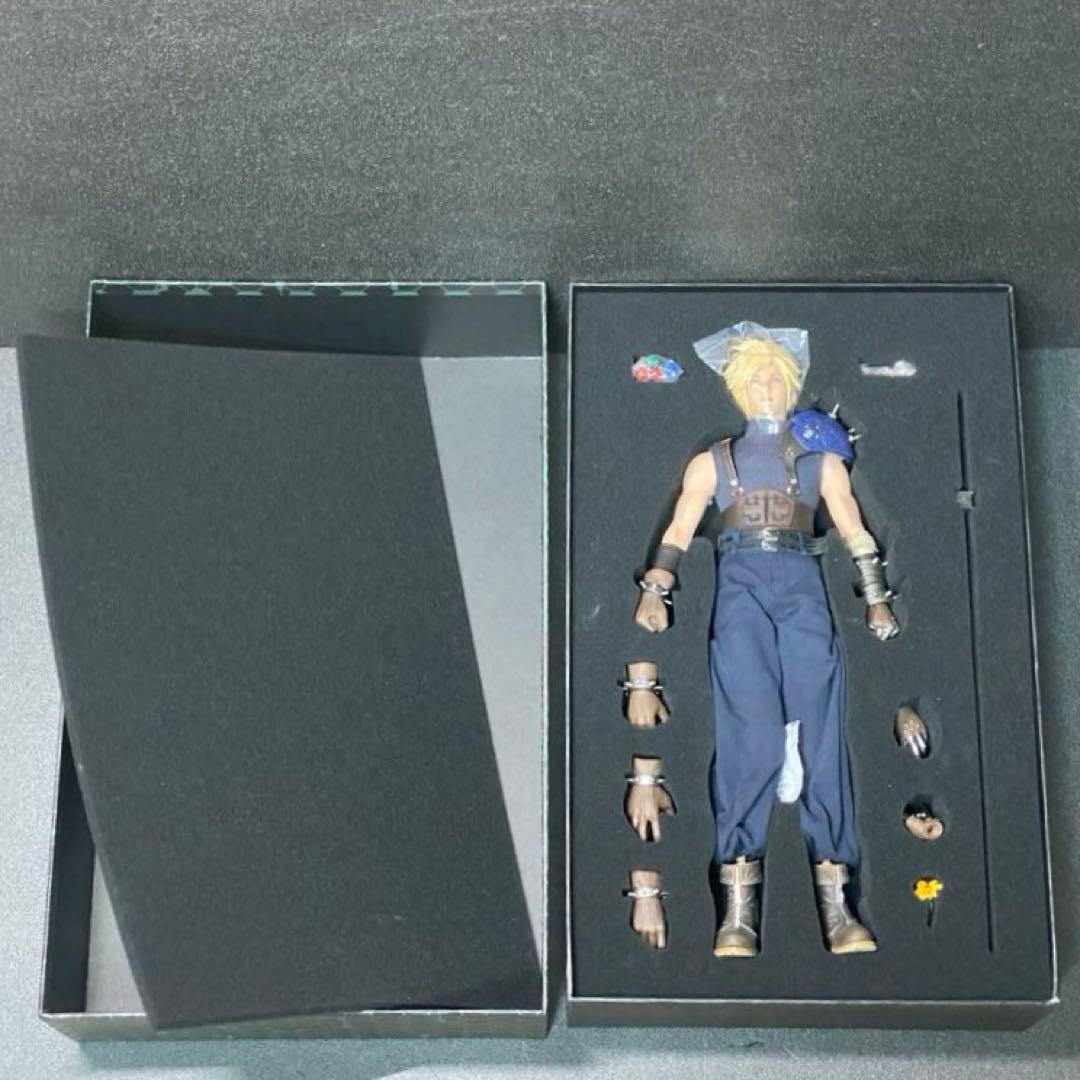 VTS toys クラウド・ストライフ 1/6 アクションフィギュア FF7R
