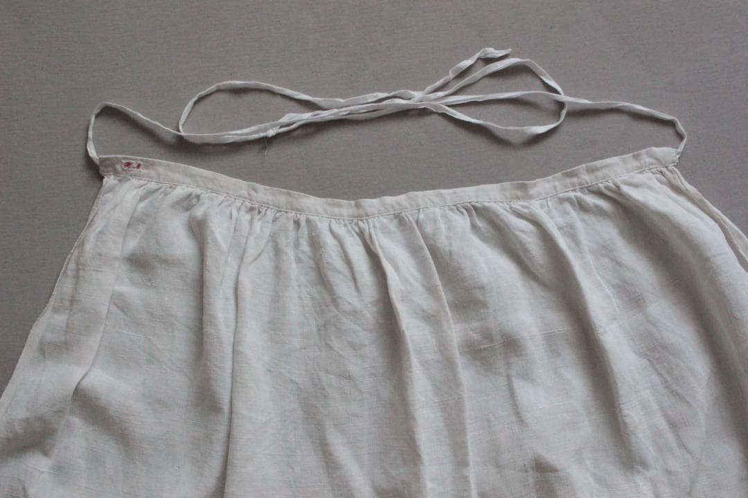 フランスアンティーク/タブリエ・ギャザーリネンエプロン/H・A