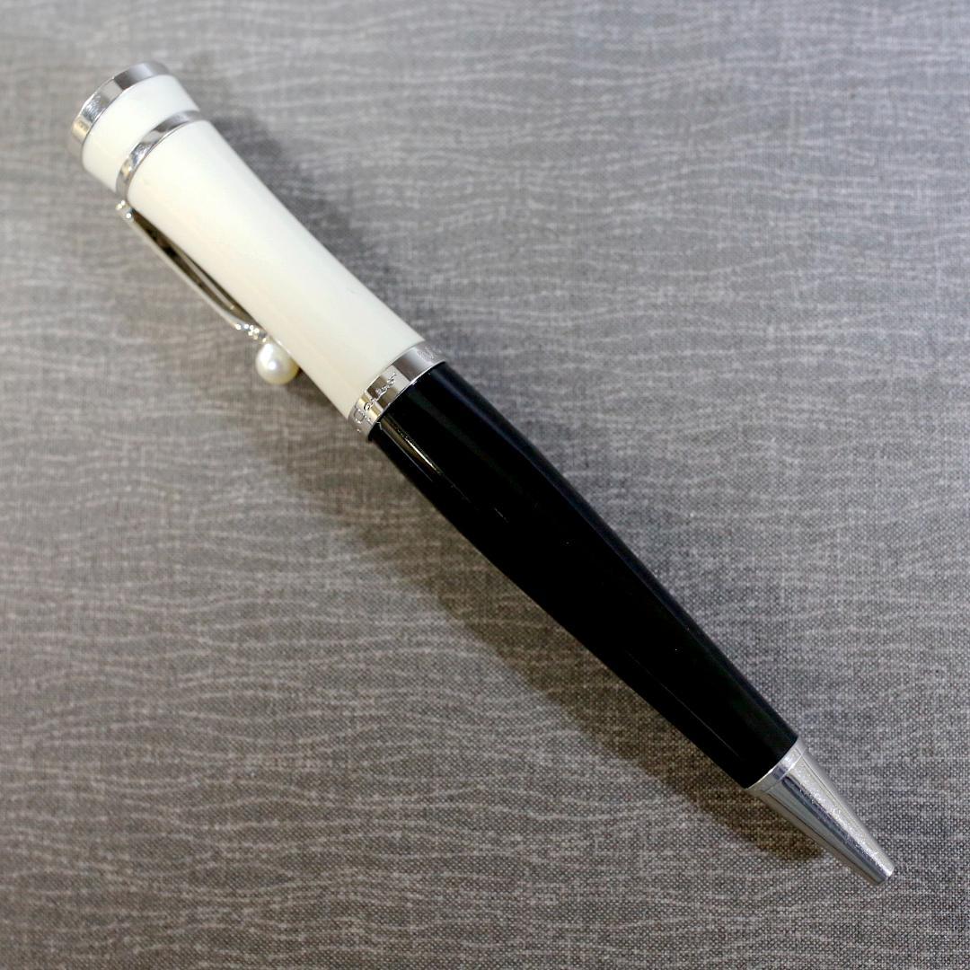 【限定品 料込み】モンブラン ボールペン グレタガルボ 真珠 パール