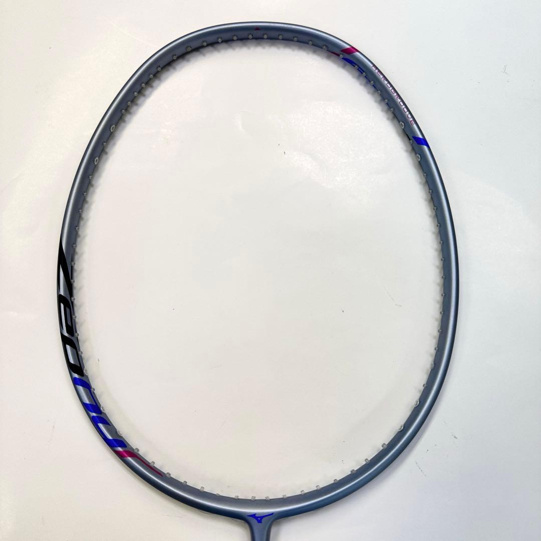 ✨新品✨MIZUNO Zephyr バドミントン ラケット 4U6