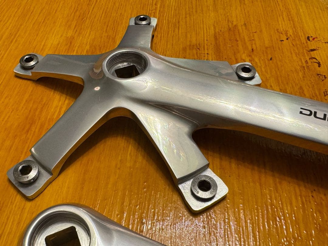 美品DURA-ACE ピスト用クランクFC-7600 165mm NJS刻印あり