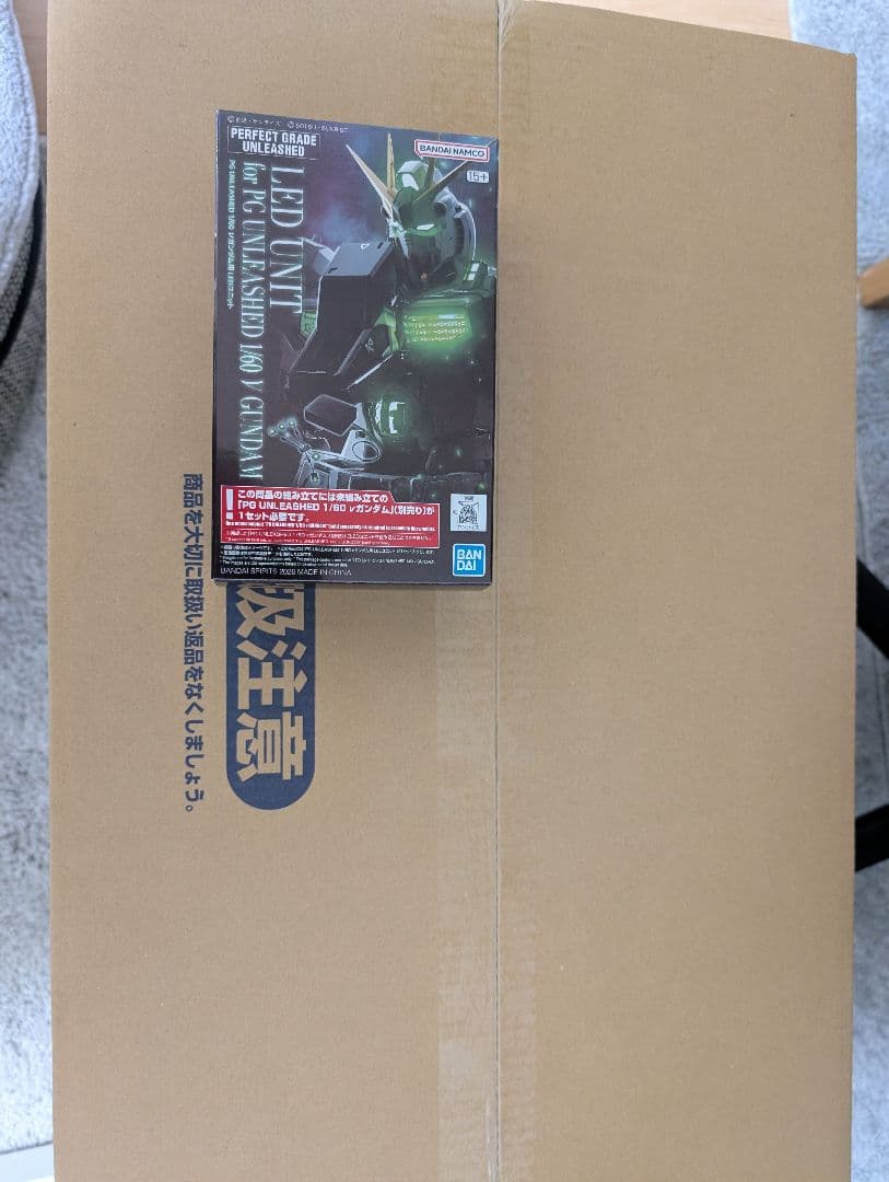 PG UNLEASHED1/60 RX-93 νガンダム＋LEDユニット セット