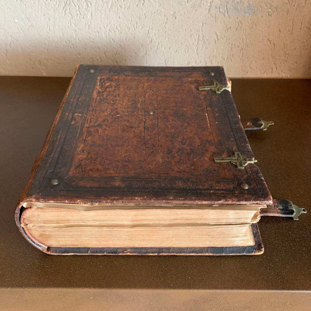 アンティーク19世紀の聖書ビブリア