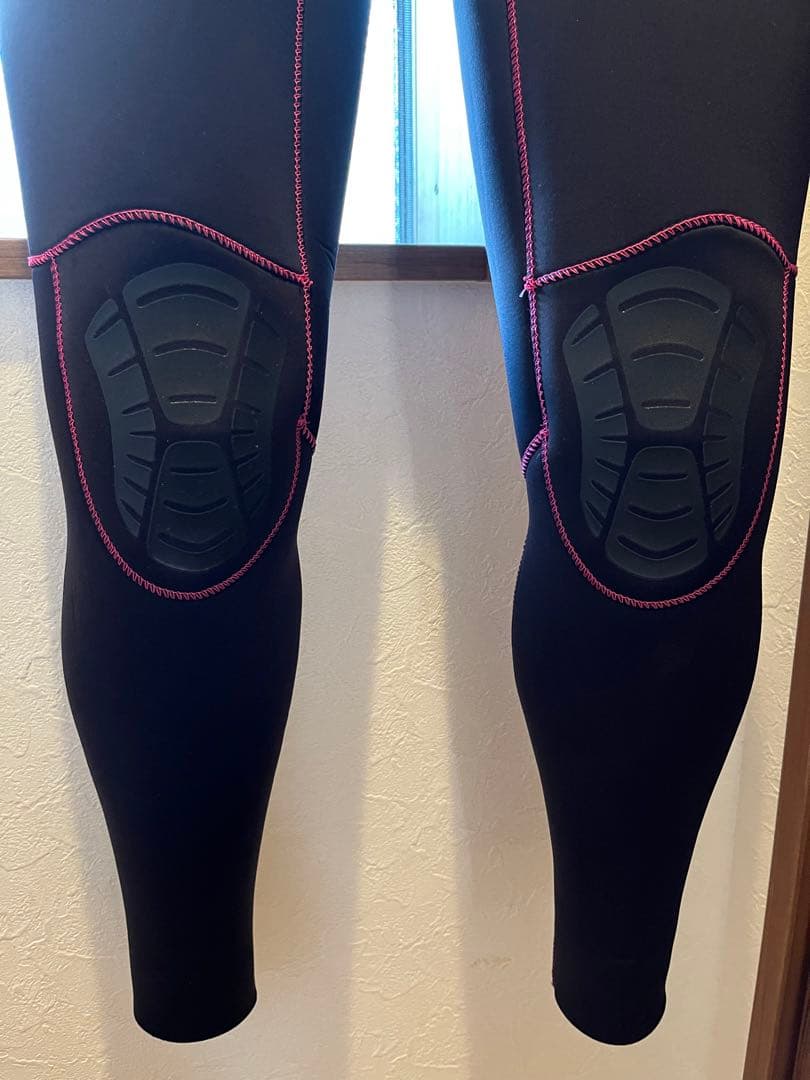 美品♡サンタクルーズ　ウエットスーツ（3ミリ）
