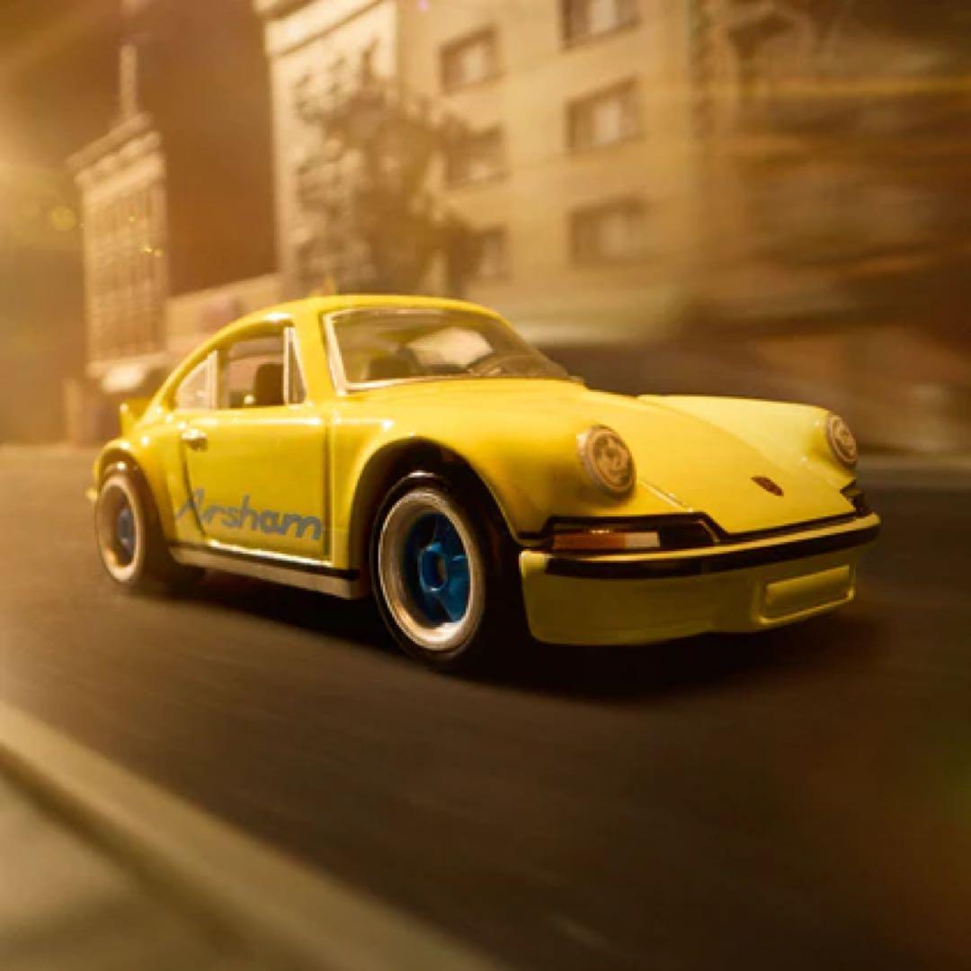 Porsche 911 RS イエロー Daniel Arsham 限定モデル