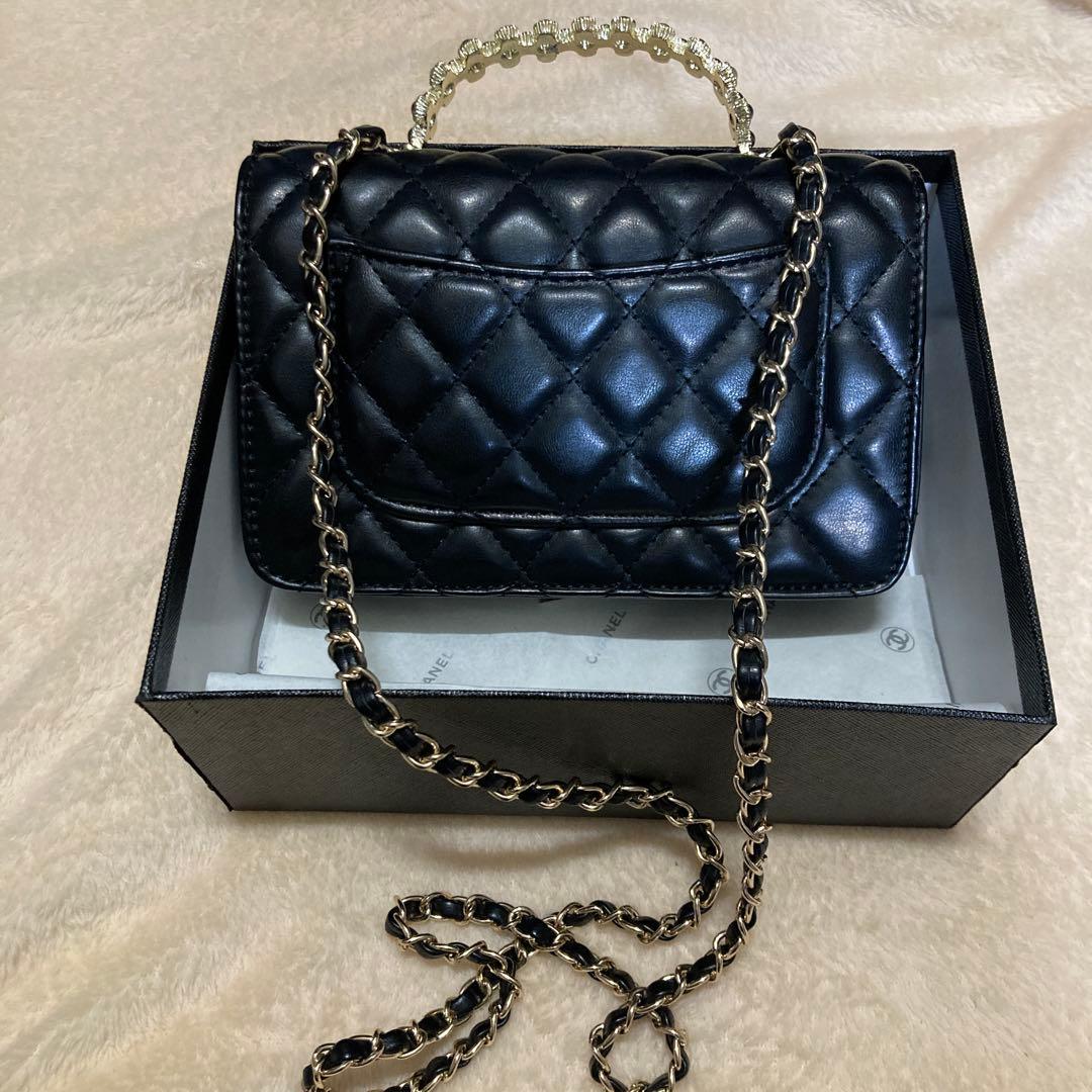 CHANEL キルティング ショルダーバッグ ブラック