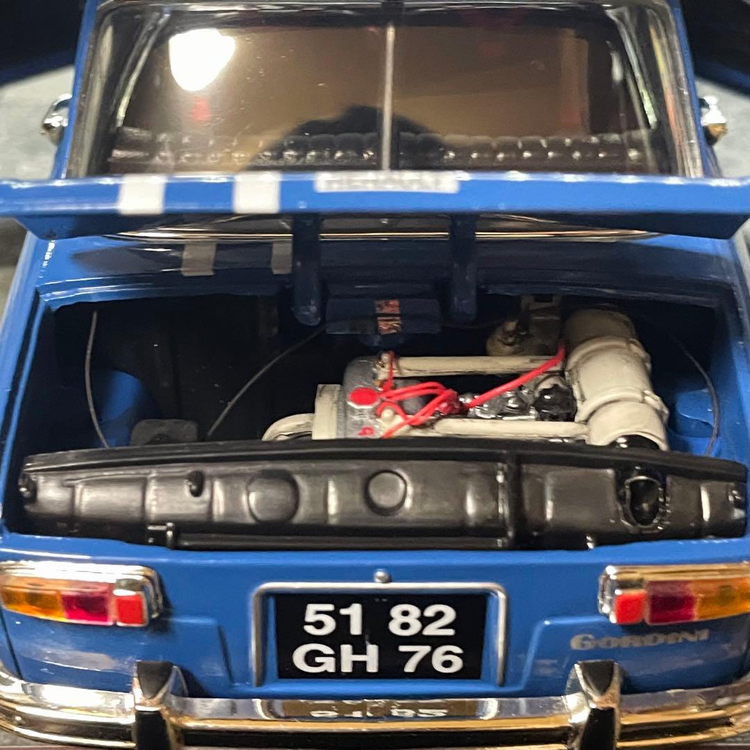 ワンオフカスタム 1/18 Solido ルノー R8 ゴルディーニ 1300