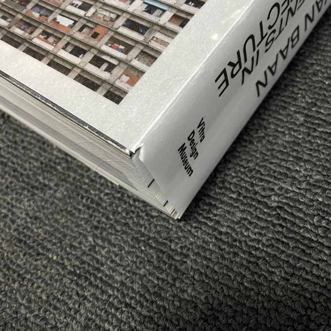 イワンバーン　Moments in Architecture Iwan Baan