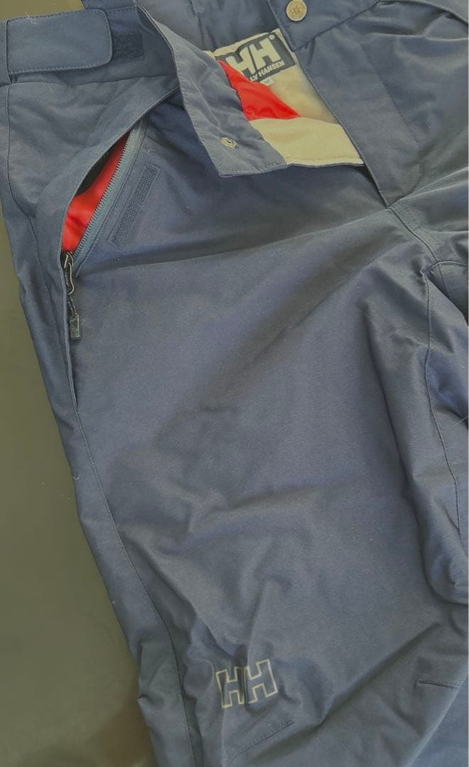 HELLY HANSEN スキーウェアセット　Mサイズ ヘリーハンセン　160