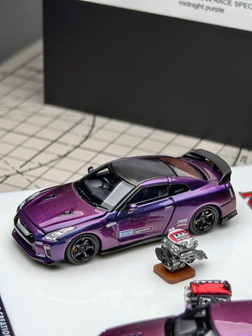 1/64 GT-R R34 & R35 佛山展会限定マグネットエンジン付 可脱着