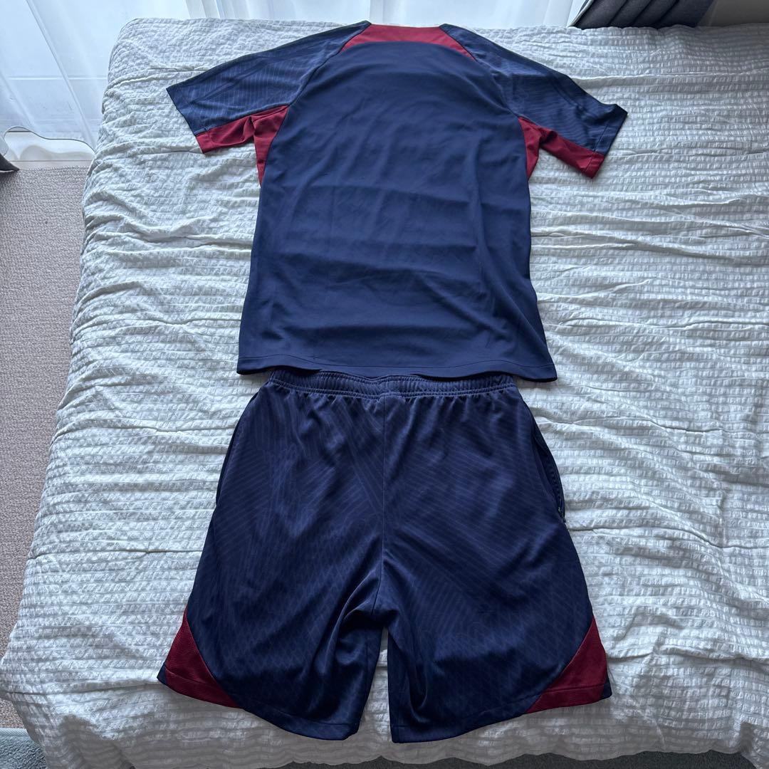 PSG パリサンジェルマン　サッカーウェア　上下セット　Mサイズ