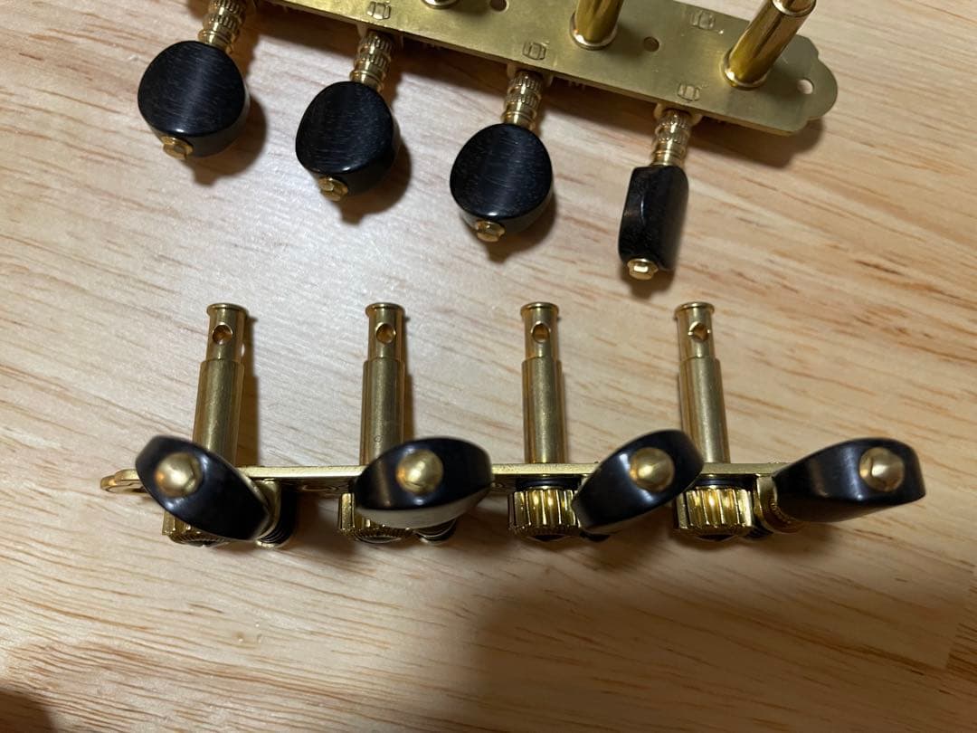 新品 ルブナー Rubner マンドリン用ペグ 黒檀 ゴールド×ブラック