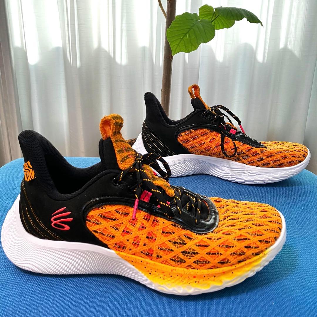 CURRY flow9 アンダーアーマー カリーフロー9 セサミストリート