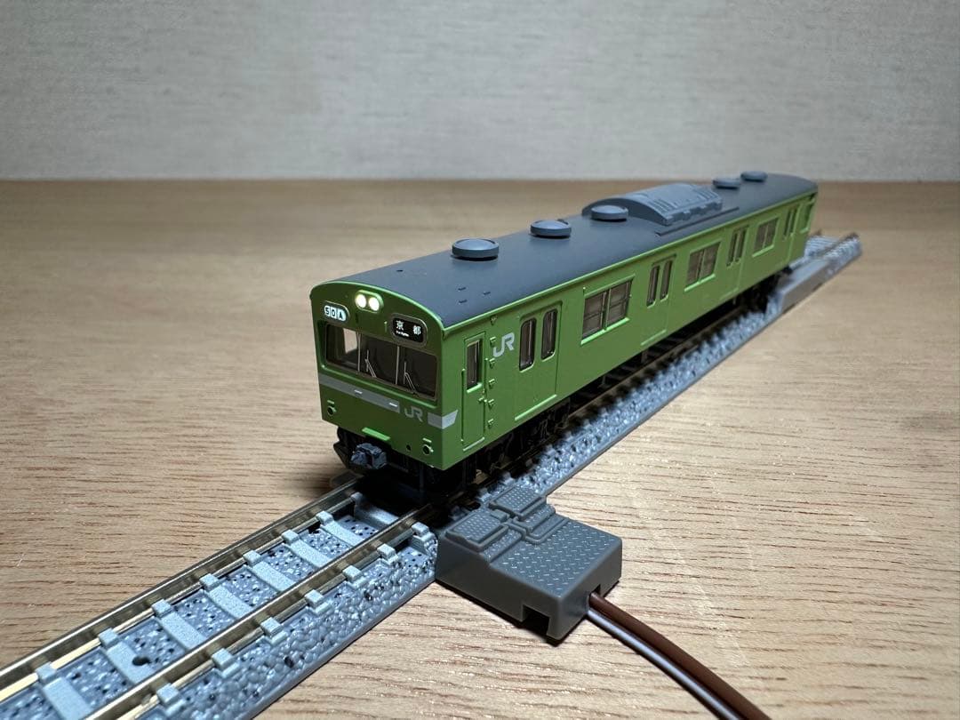 TOMIX 103系通勤電車(JR西日本仕様・黒サッシ・ウグイス)6両