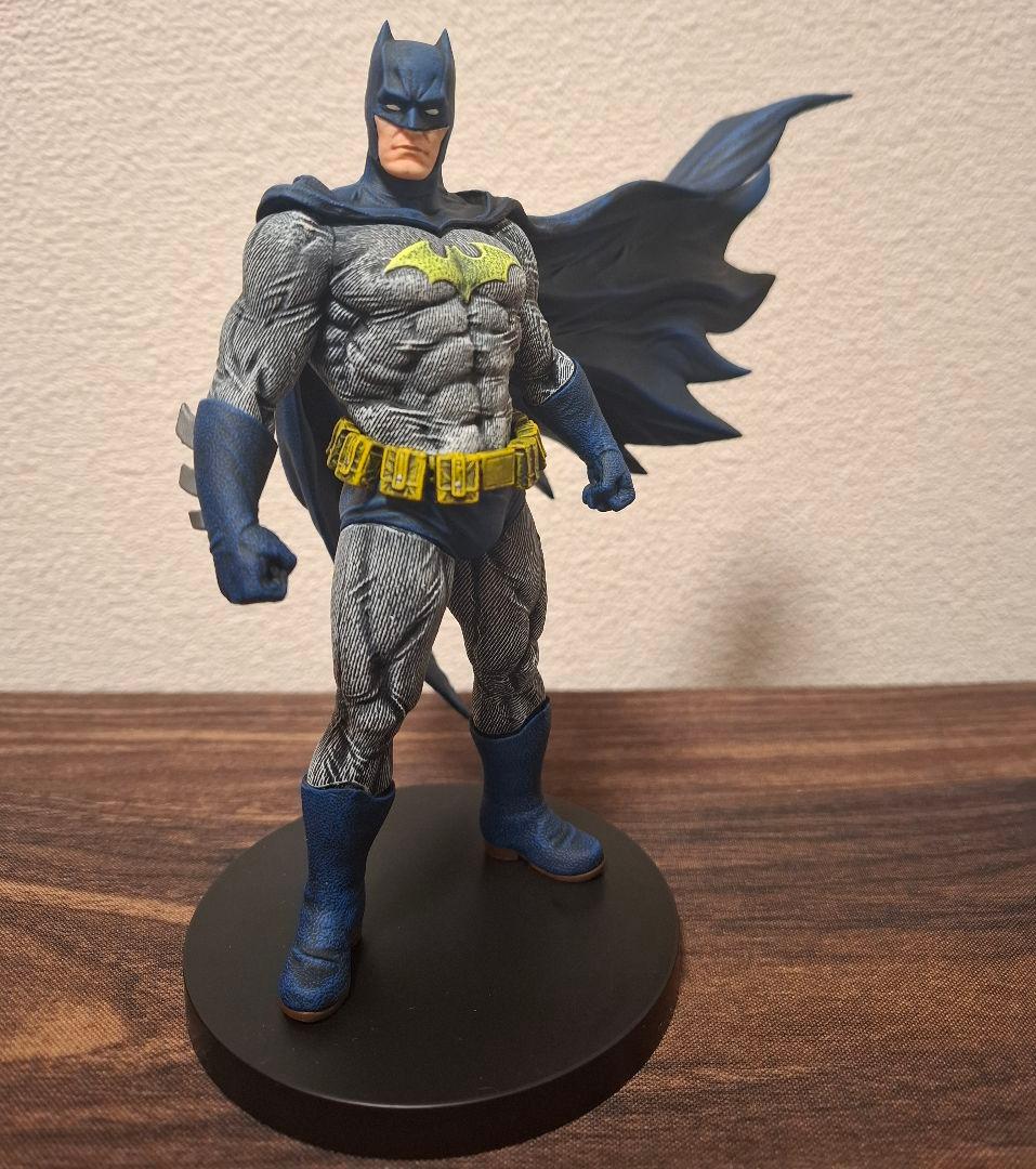 BATMAN DC ACT/CUT バットマン　プレミアムフィギュア　リペイント