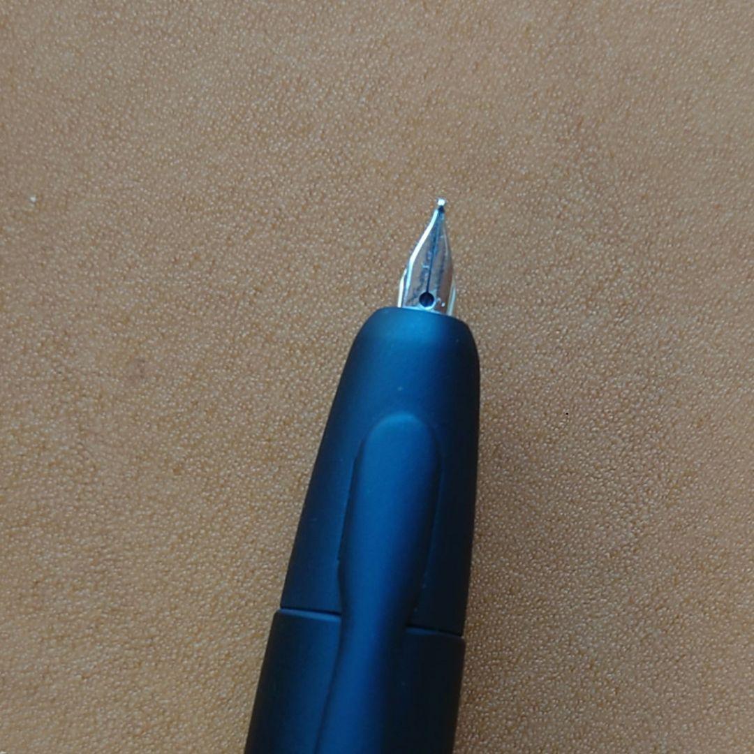 PILOT キャップレス万年筆 ブラックマット F コンバーター付き