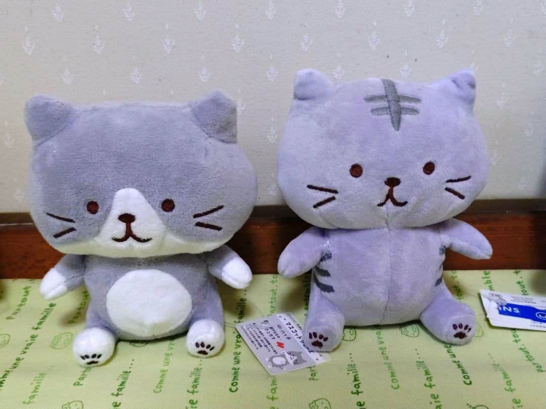 HAPiNS　ふくふくにゃんこ　ぬいぐるみ　バースデー着せ替え　まとめ売り
