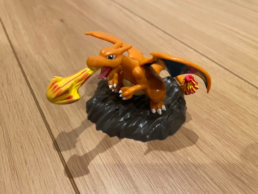 ポケットモンスター　フィギュア　御三家　リザードン、カメックス、フシギバナ