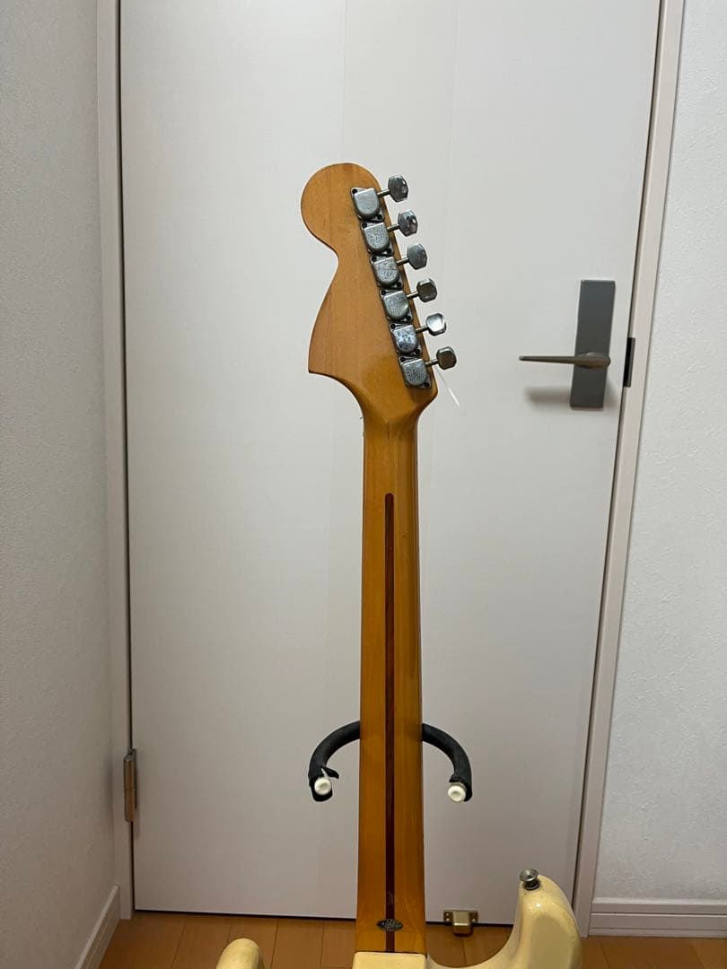 Tokai ストラトキャスター　SILVER STAR