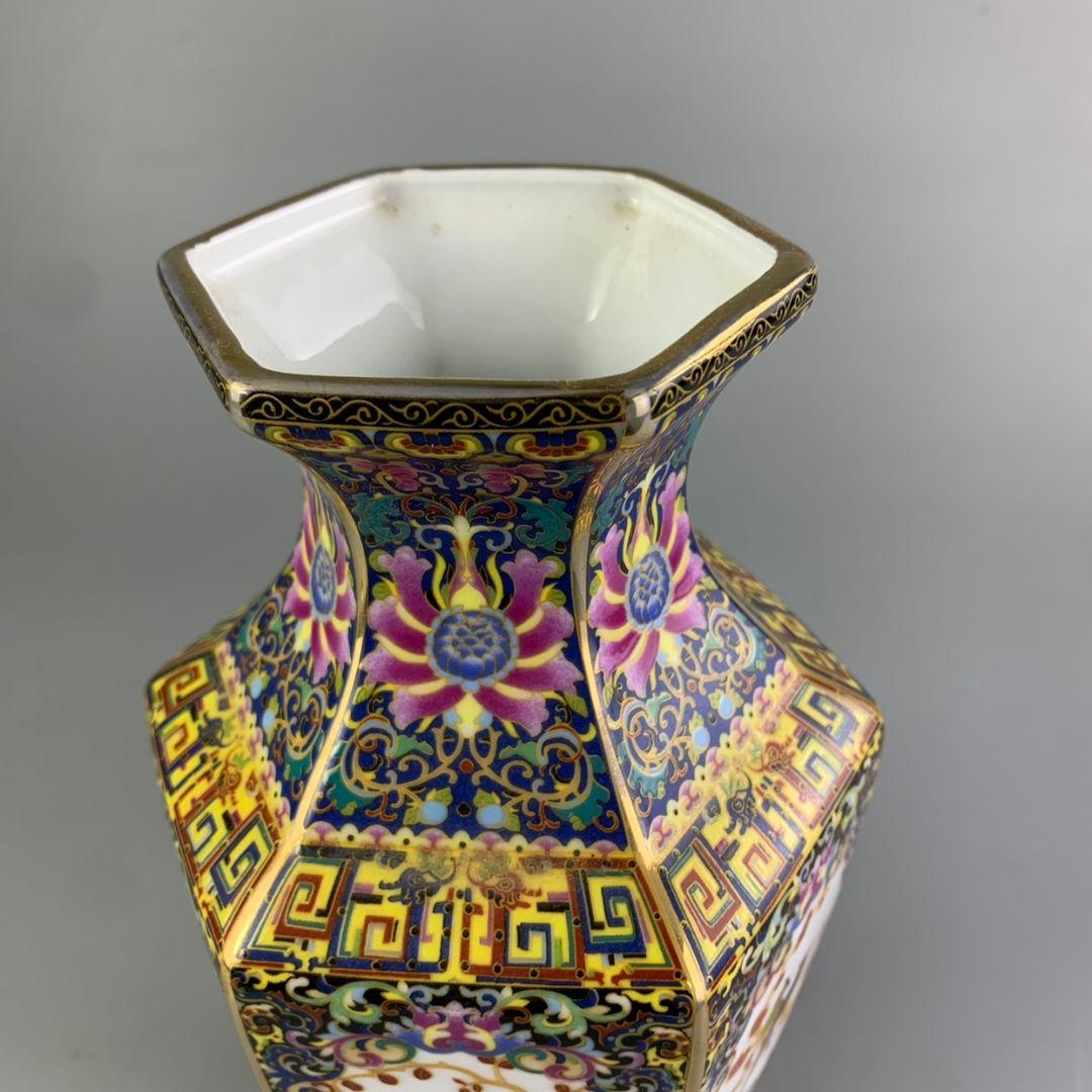 琺瑯彩蒔花鳥六方花瓶 景徳鎮 陶磁器 装飾品 工芸品 置物