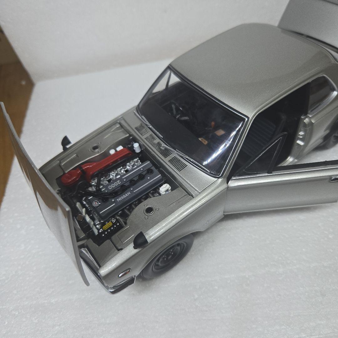 SKYLINE　2000GT-R