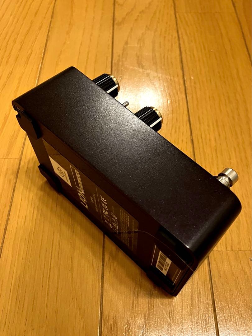 ギター UNIVERSAL AUDIO UAFX LION