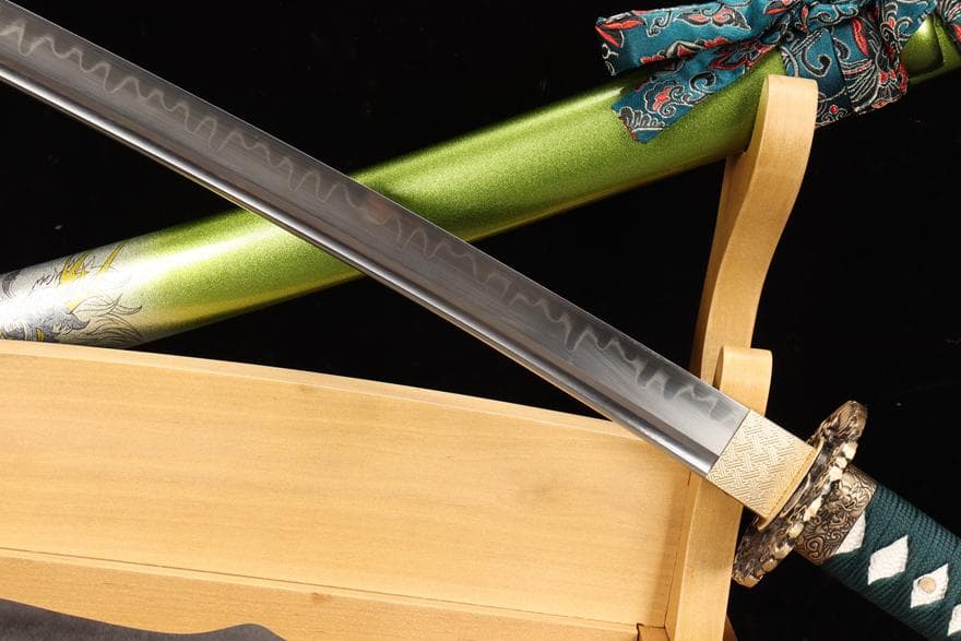 精品銅装T 10焼刃『飛龍』 日本刀 模造刀 居合刀 斬馬刀 龍泉剣 清剣 唐刀