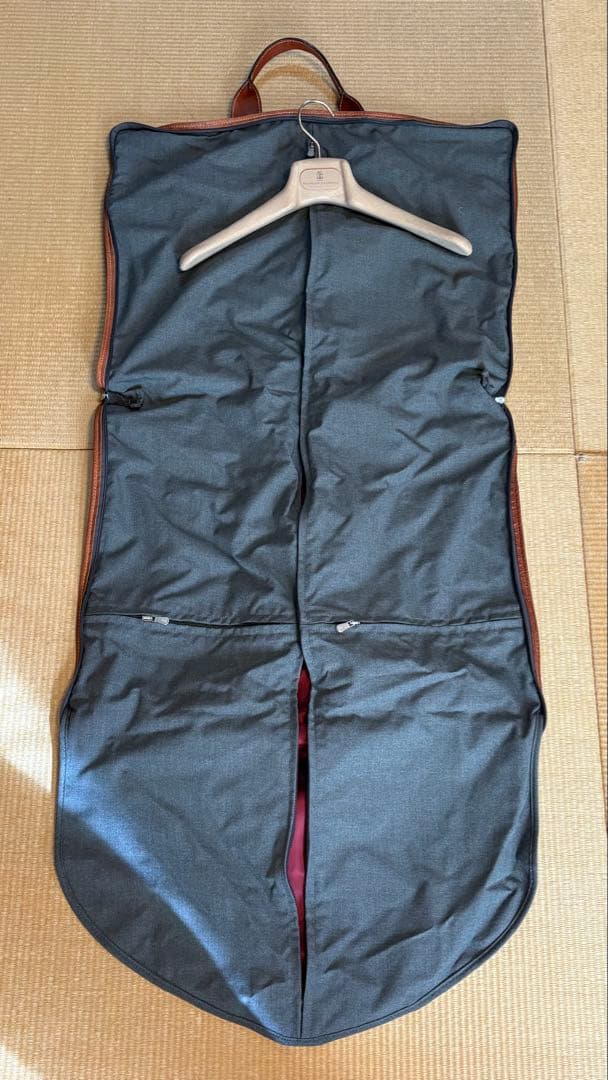 BRUNELLO CUCINELLI ガーメントバッグ　ブルネロクチネリ