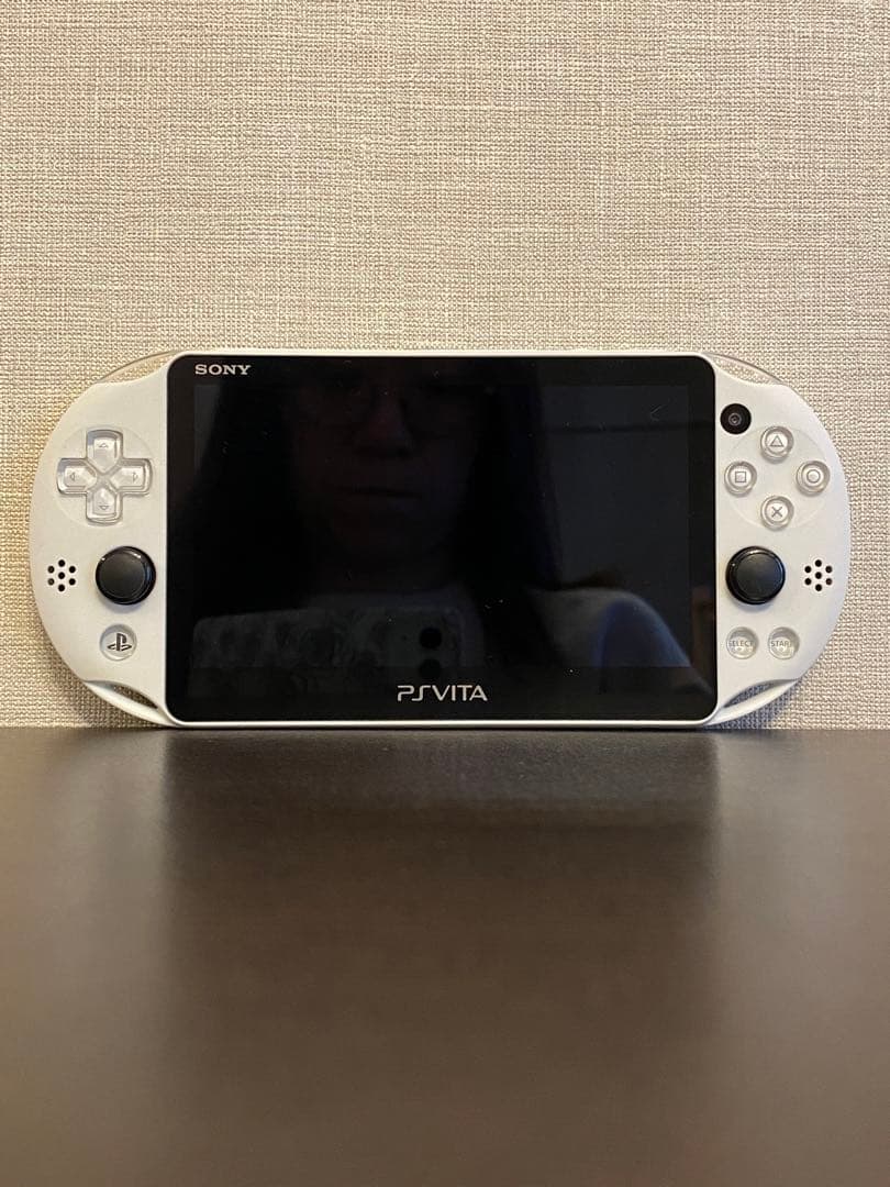 16GB+PlayStation®Vita（PCH-2000） Wi-Fiモデル