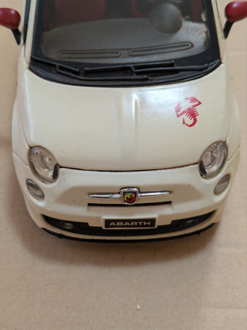 フィアット 500 ABARTH ミニカー　ブラーゴ　Bburago　1/18