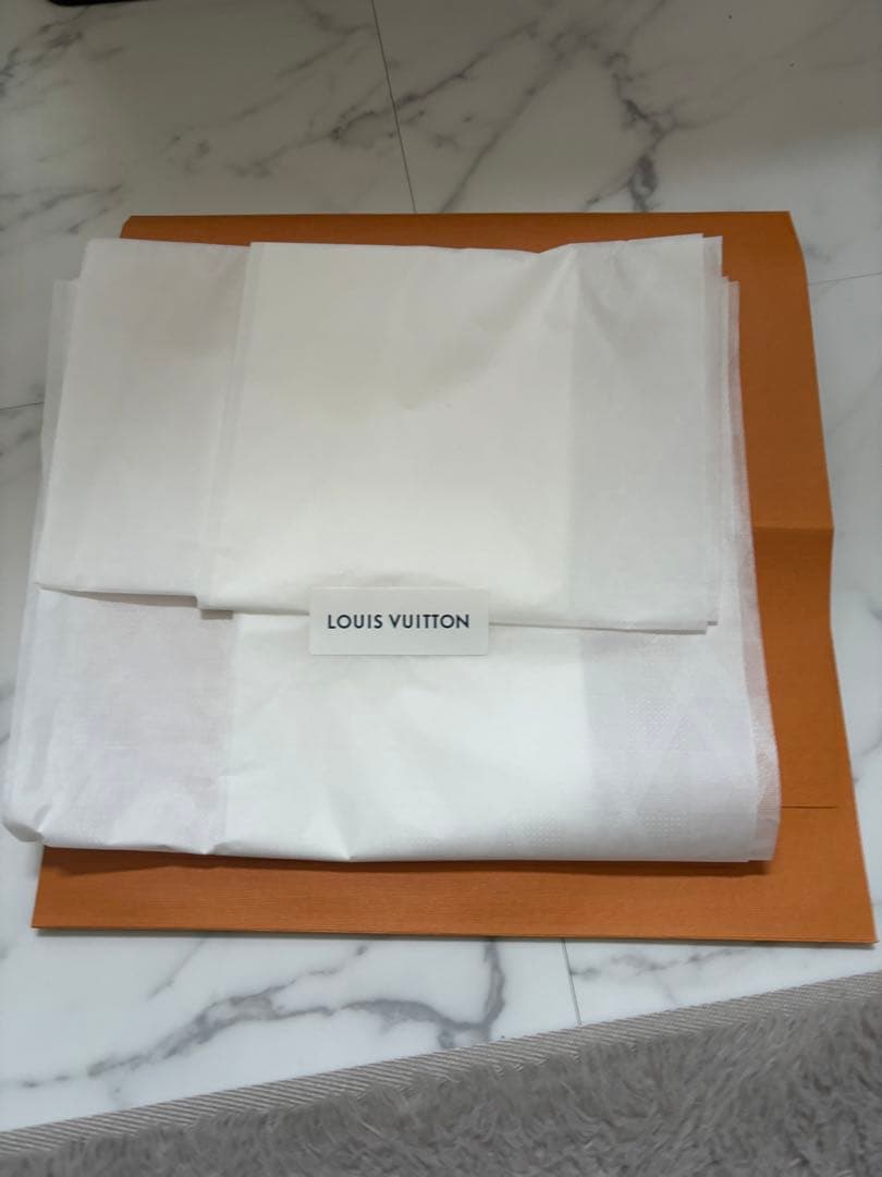 LOUIS VUITTONニット帽