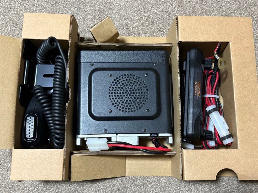 受信機 YAESU FTM-200D