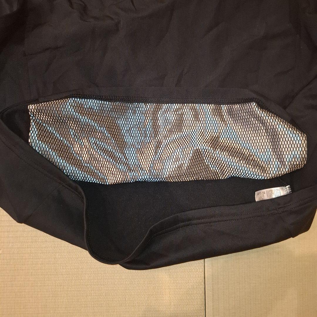アディダス　トレーニングウェア
