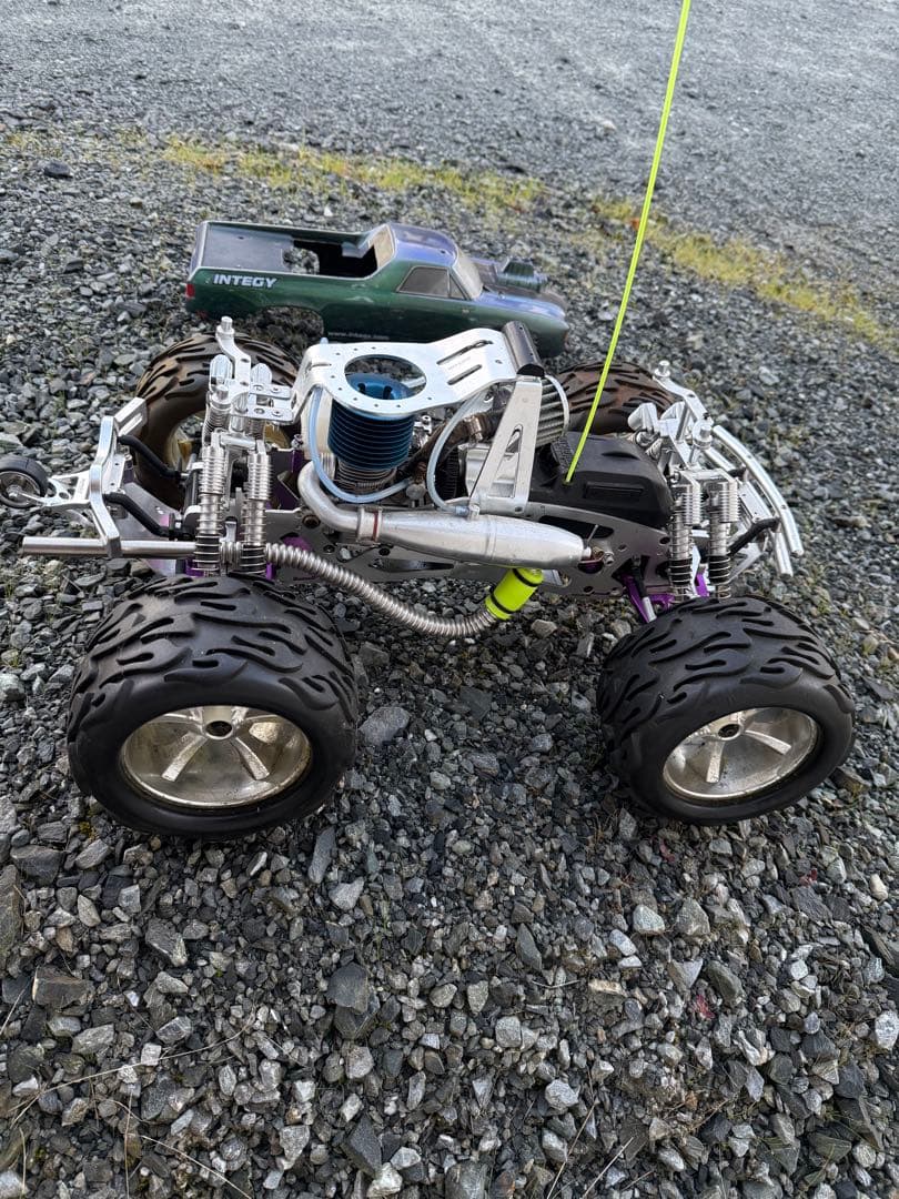 ＨＰＩ　サベージ　INTEGY ⭐️エンジン　ラジコン
