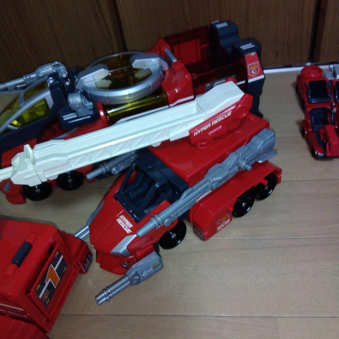 タカラトミー　ハイパーレスキュー0、1、2、3号　隊員12体＆車両33台未開封有